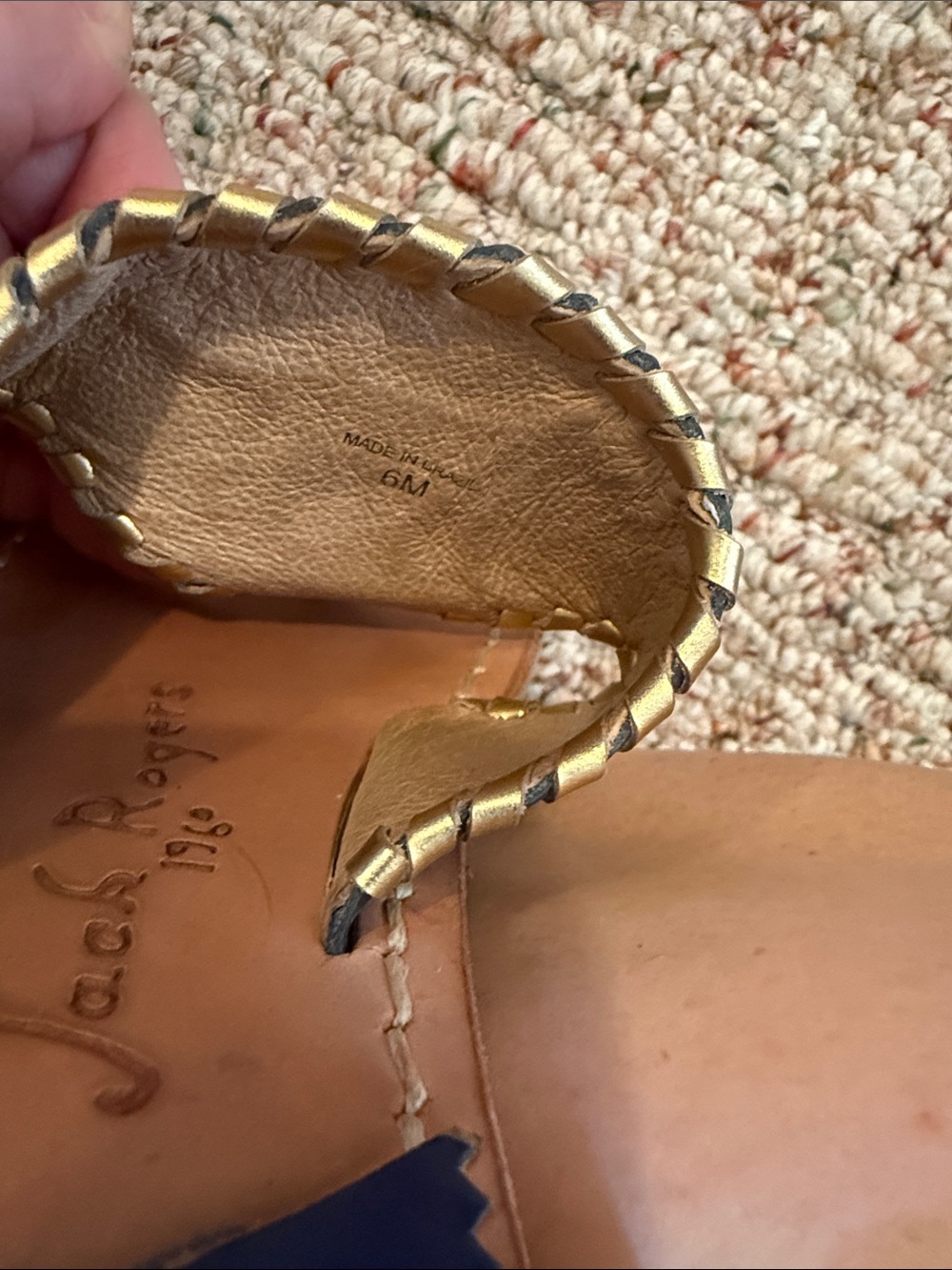 Jack Rogers Leather Thong Sandals with Gold Dog Motif size 6 - Picture 3 of 3